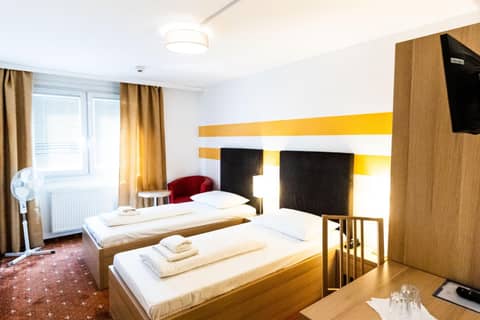 Lenas Donau Hotel — photo 8