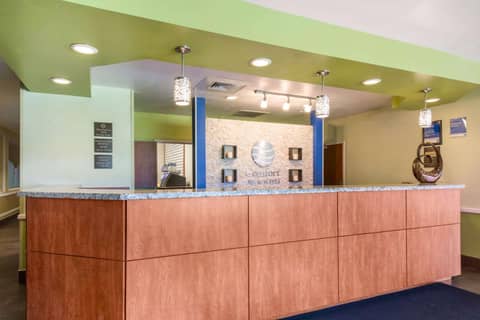 City Express by Marriott Orlando International Drive — recepcion & lobby