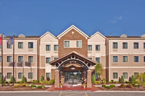 Staybridge Suites Williamsville Buffalo by IHG — building