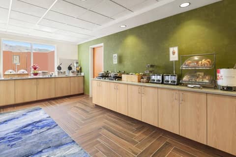 Fairfield Inn & Suites by Marriott Reno Sparks — photo 2