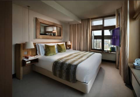 The Hari London — hotel room