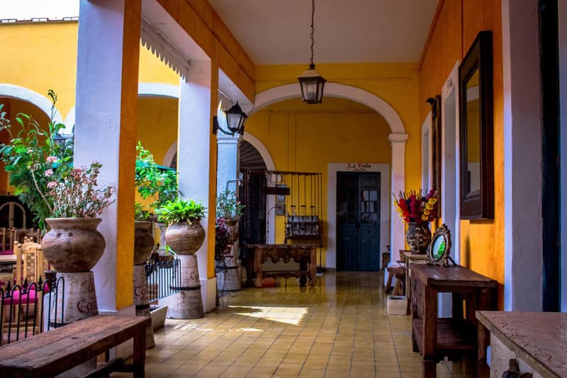 Casona Tlaquepaque Temazcal & Spa — balance & terrace