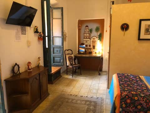 Casona Tlaquepaque Temazcal & Spa — hotel room