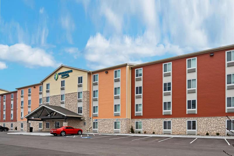 WoodSpring Suites Reno Sparks — building