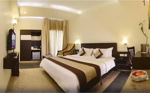 Hotel Taj Resorts — hotel room