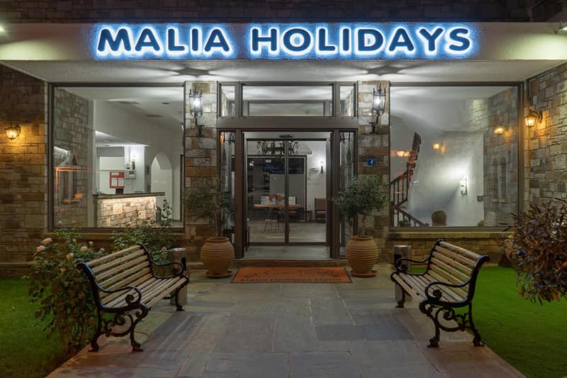 Malia Holidays Hotel — building