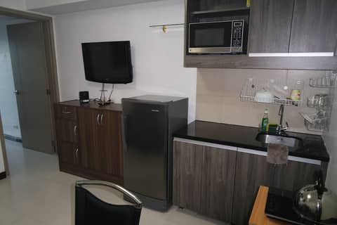 Solemare Parksuites Condo R Us — photo 8