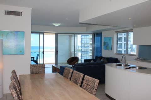 Blue C Coolangatta — hotel room