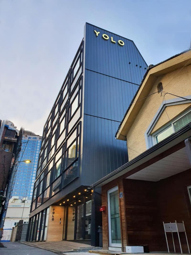 YOLO Guesthouse — building