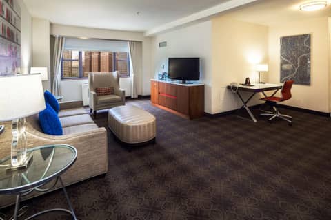 DoubleTree by Hilton Hotel & Suites Pittsburgh Downtown — photo 3