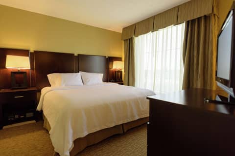 Embassy Suites by Hilton Minneapolis North — photo 2