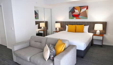 Quest Kelvin Grove — hotel room