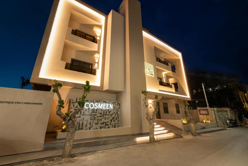 Cosmeen Lifestyle Boutique Stay — building