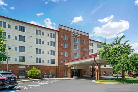 Comfort Suites At Virginia Center Commons — photo 4
