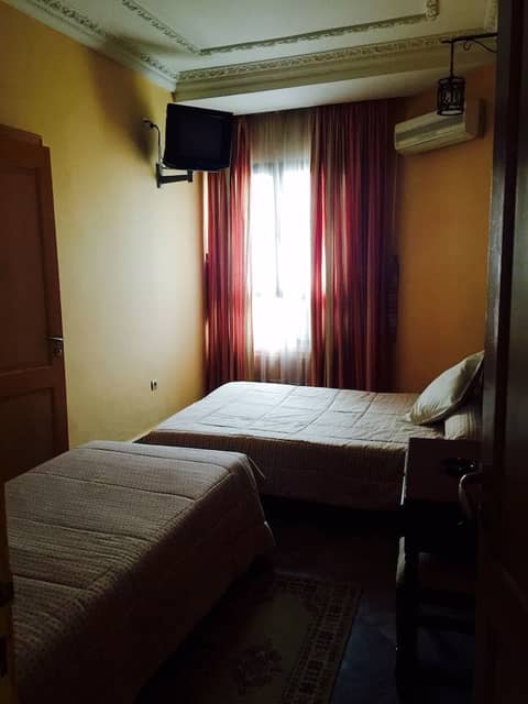 Hotel Al Mamoun — hotel room