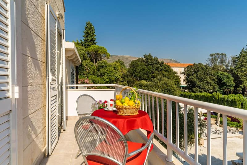 Hotel Dubrovnik — balance & terrace