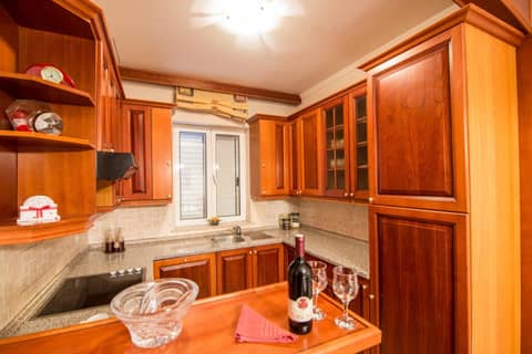Hotel Dubrovnik — kitchen