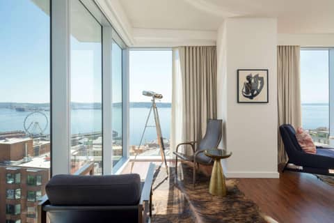 Thompson Seattle, by Hyatt — hotel room
