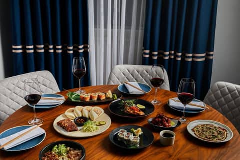 London Marriott Hotel Grosvenor Square — breakfast buffet