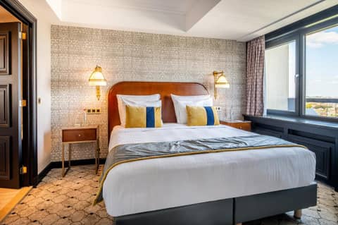 Hotel Barsey by Warwick — bedroom