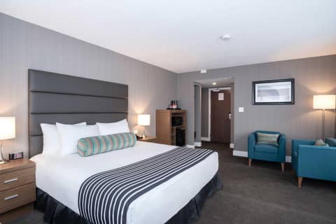 Sandman Signature Calgary Downtown Hotel — photo 2