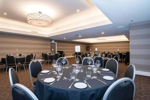 Sandman Signature Calgary Downtown Hotel — photo 4