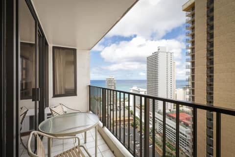 Aston at the Waikiki Banyan — photo 5