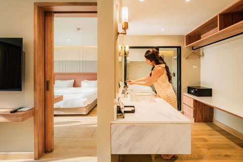 THEE Bangkok by TH District — bathroom