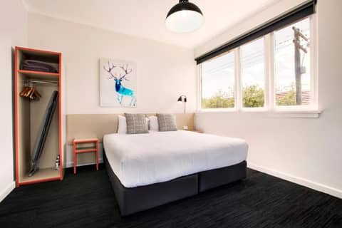 Greenacre Hotel — hotel room