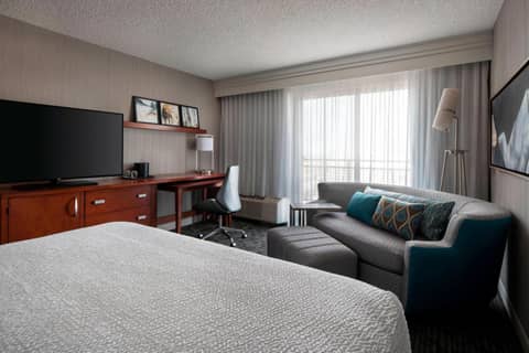 Courtyard by Marriott Denver Airport — photo 4