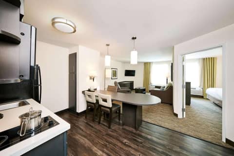 Sonesta Simply Suites Pittsburgh Airport — photo 4