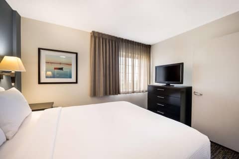 Sonesta Simply Suites Pittsburgh Airport — photo 5