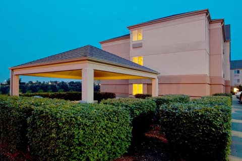 Sonesta Simply Suites Pittsburgh Airport — photo 6