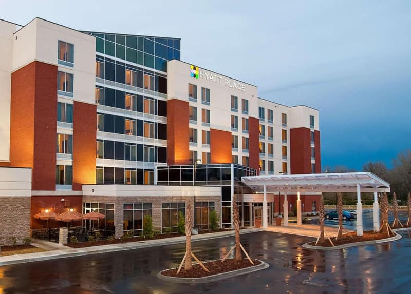 Hyatt Place North Charleston — building