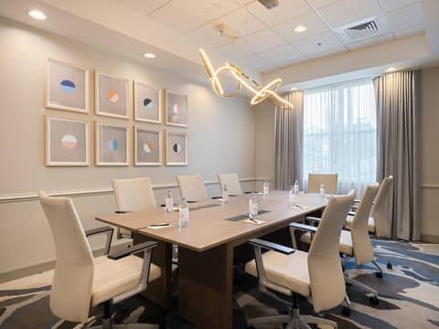voco Sarasota by IHG — photo 7