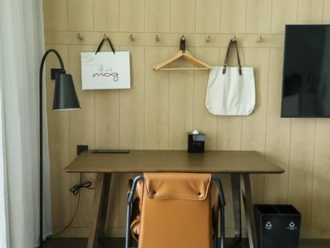 Moxy Shenzhen North Station — photo 3