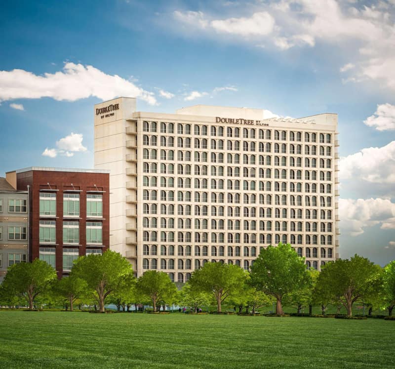 DoubleTree by Hilton Dallas Market Center — building