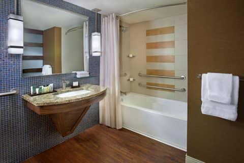 Hilton Palacio del Rio — photo 7