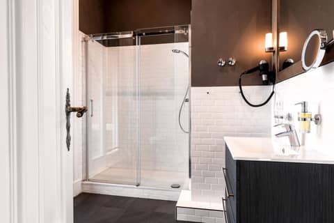 Alsterblick Boutique Hotel — bathroom
