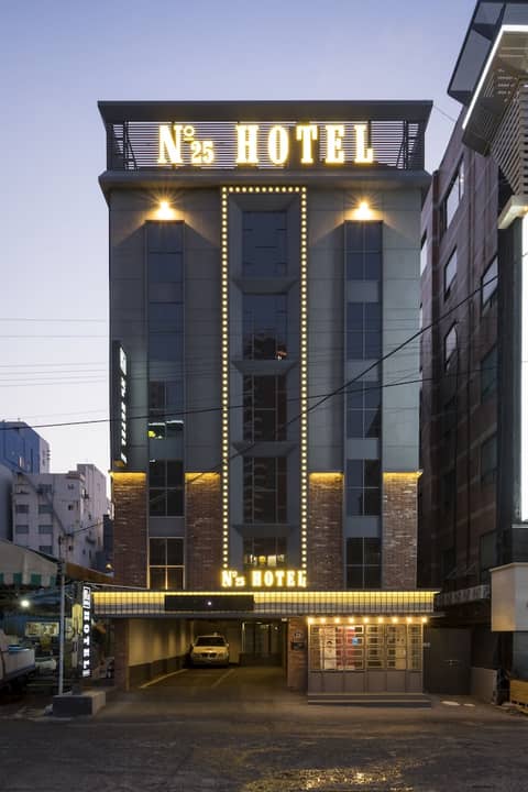 No. 25 Hotel — photo 4