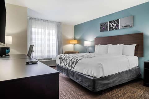 Sleep Inn & Suites Houston Westchase - Little Saigon — photo 7