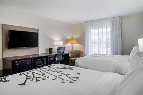 Sleep Inn & Suites Houston Westchase - Little Saigon — photo 9