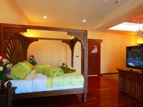 At Chiang Mai Hotel — photo 6