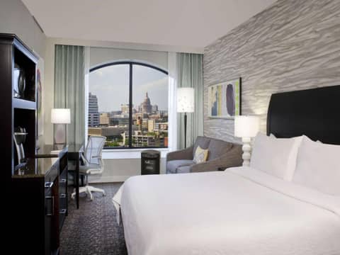Hilton Garden Inn Austin Downtown — photo 4
