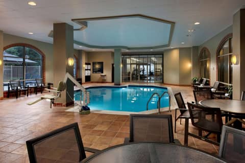Embassy Suites by Hilton Austin Arboretum — photo 6
