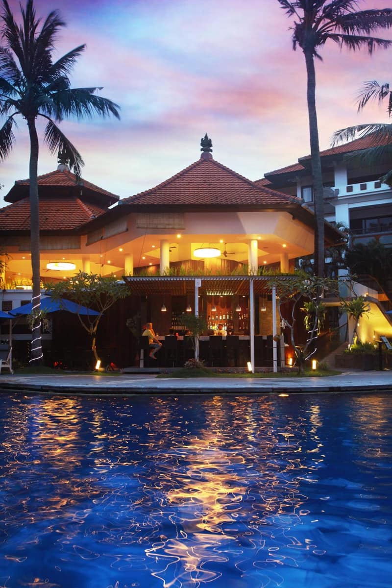 Prime Plaza Suites Sanur – Bali — building