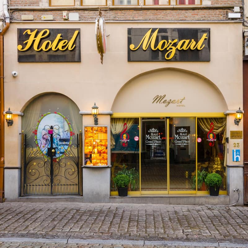 Hotel Mozart — building