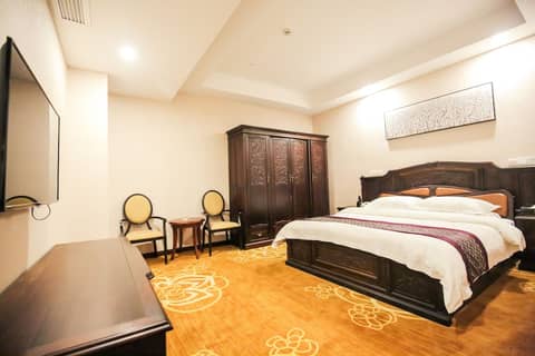 New Knight Royal Hotel — photo 5