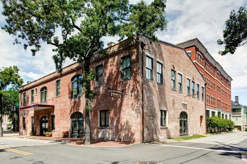 Staybridge Suites Savannah Historic District by IHG — building