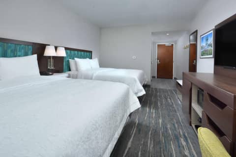 Hampton Inn & Suites Charlotte North I 485 — photo 8